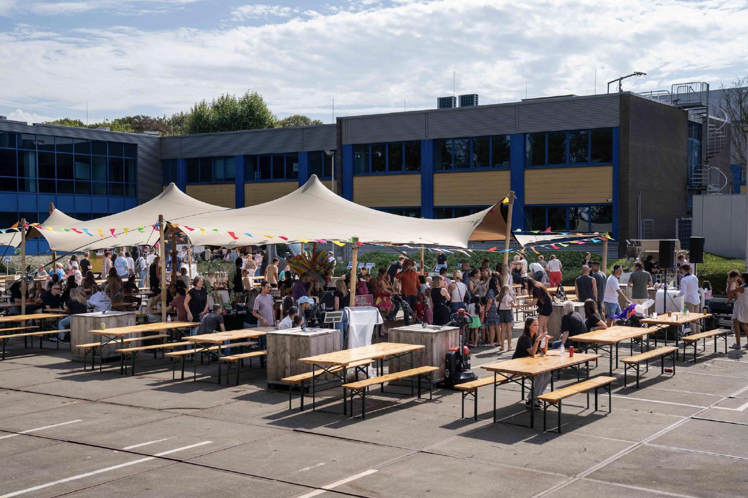 Social highlightsslideshow image 9